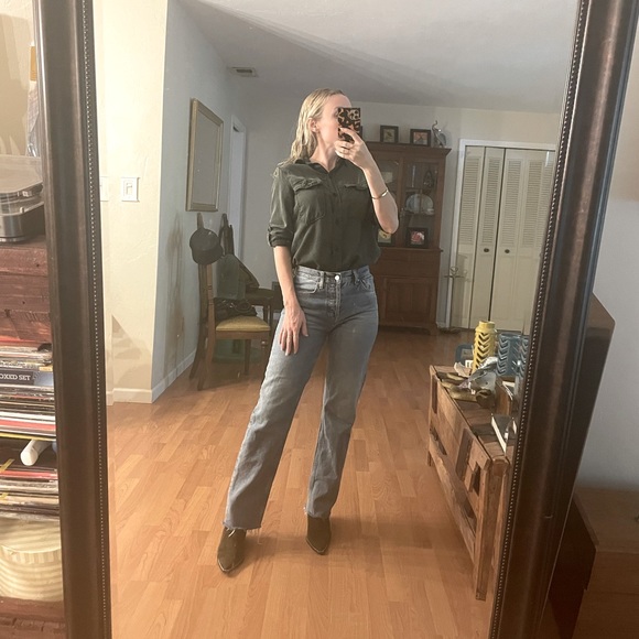 Anine Bing Jackie Straight Leg Jeans in Blue
Size 25 - Picture 10 of 11